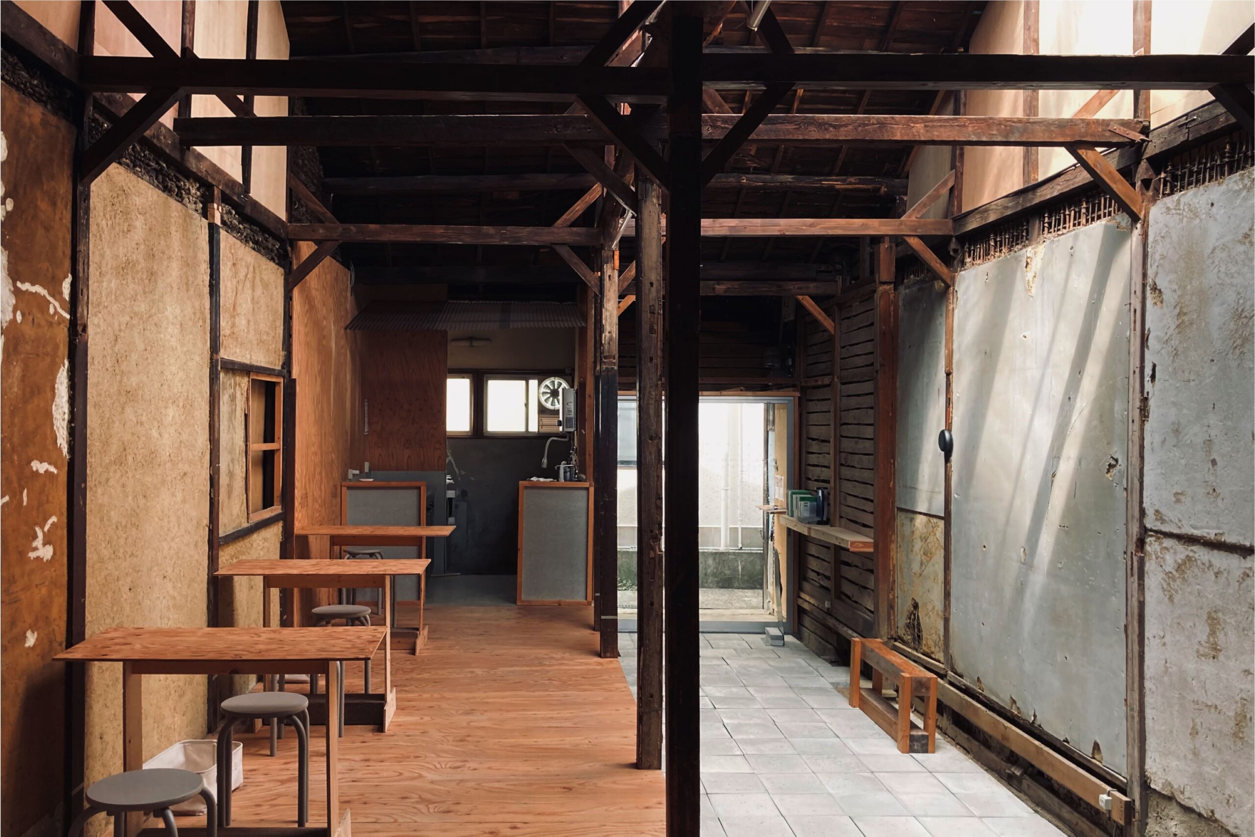 あやめ池の長屋