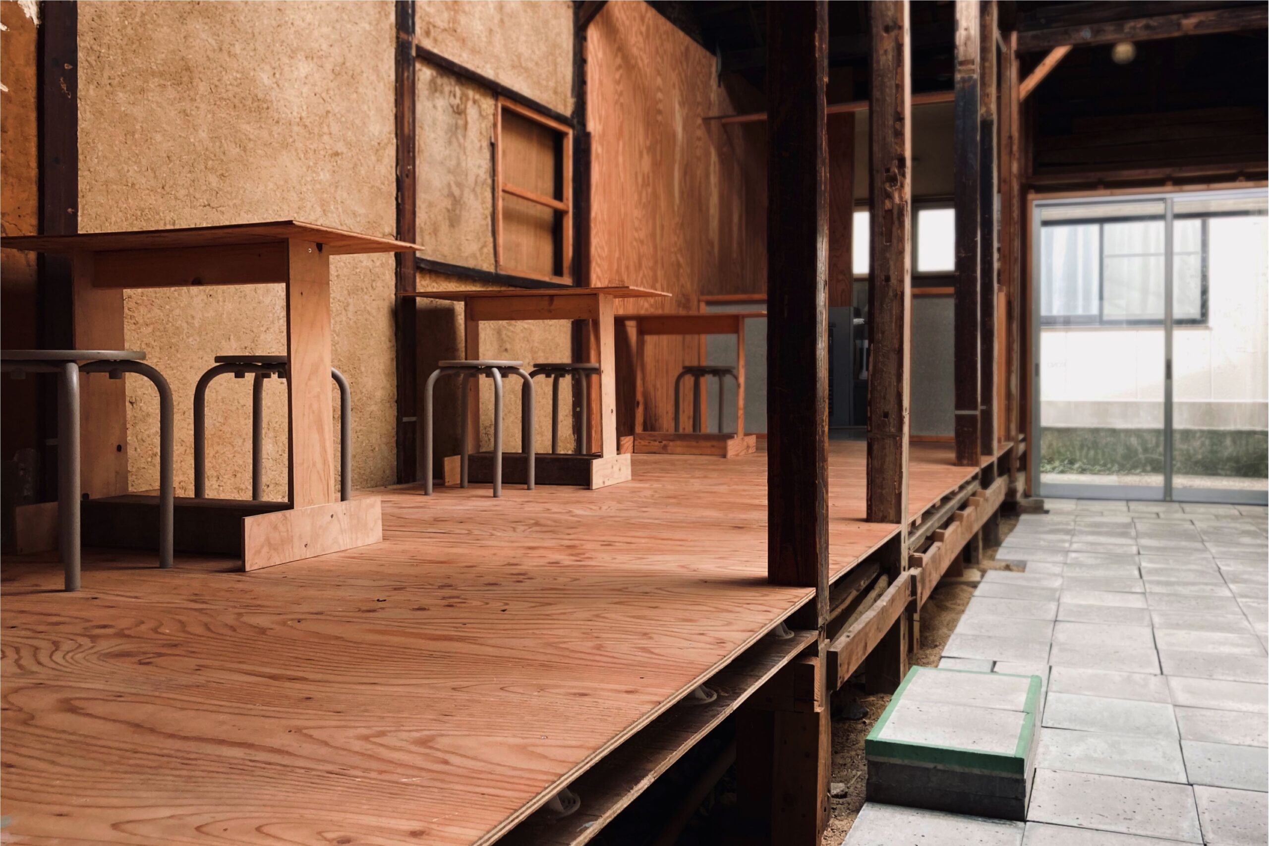 あやめ池の長屋